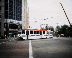 Train in the city, architecture